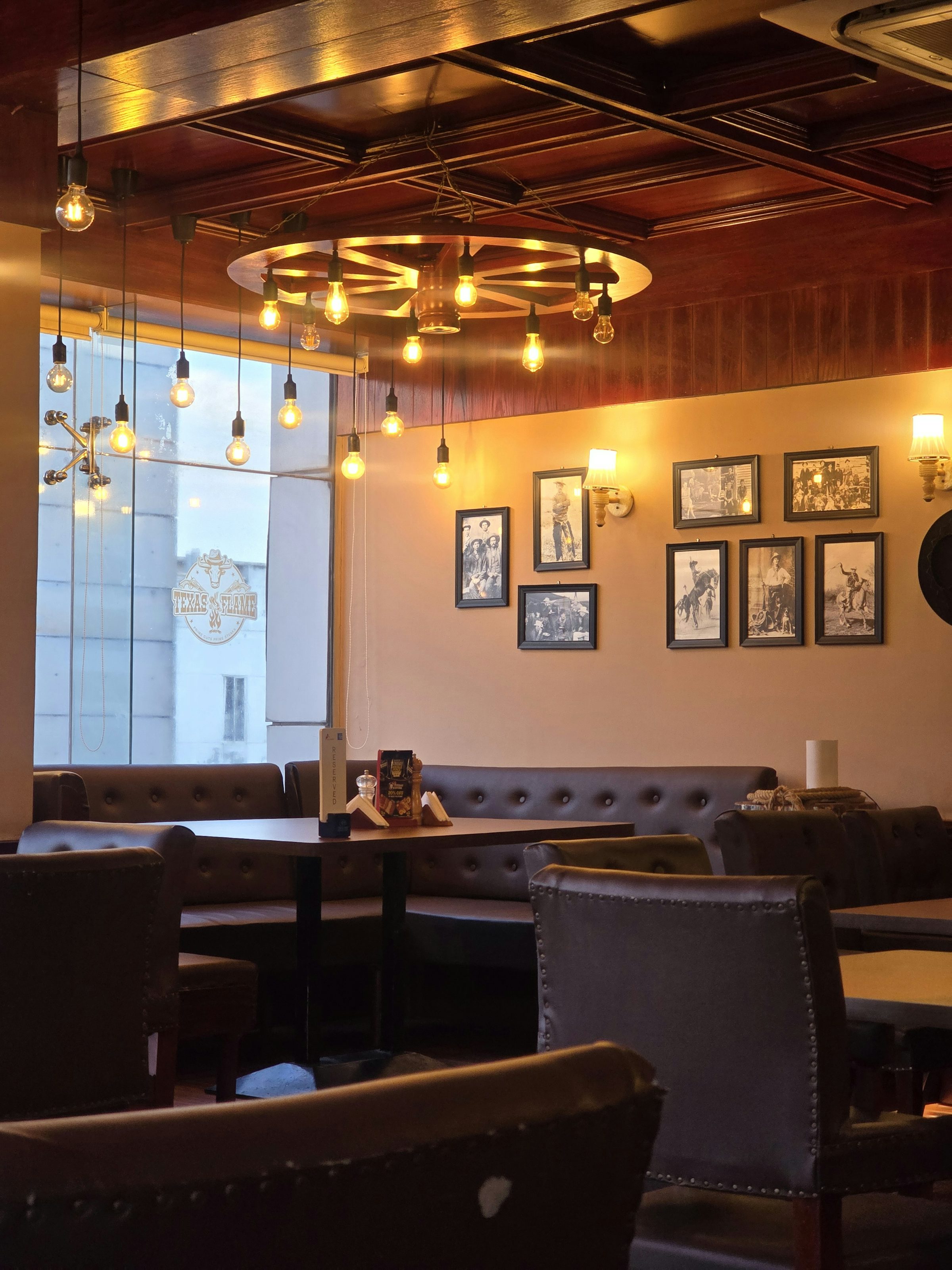 Rencontre discrète à Bruxelles